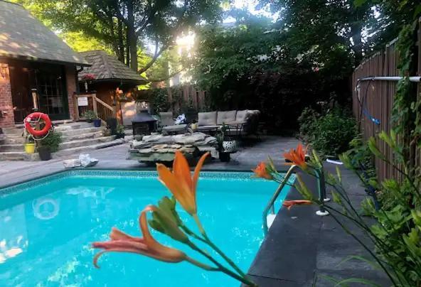 ברוקוויל Anneken 1000 Islands B&B Luxury Suites & Spa מראה חיצוני תמונה
